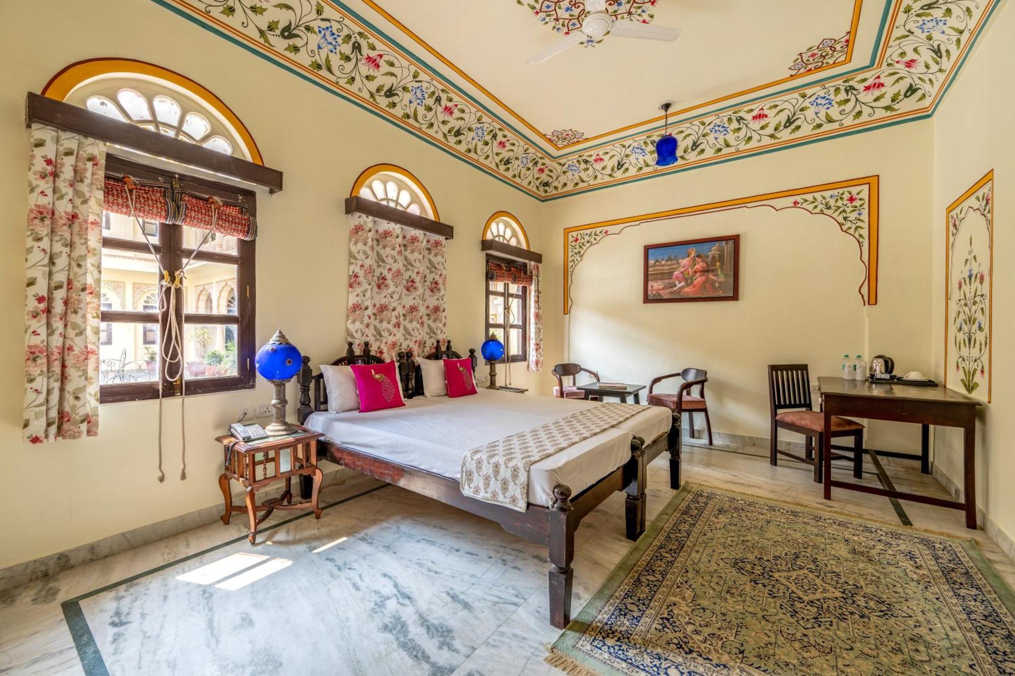 Dhulagarh Heritage Palace Hotel Near Jaipur Banskhoh Exterior photo
