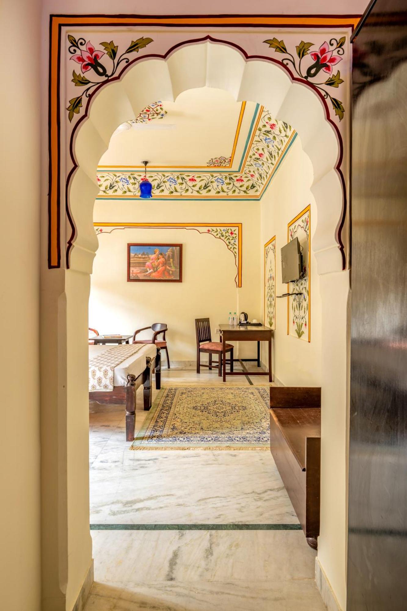 Dhulagarh Heritage Palace Hotel Near Jaipur Banskhoh Exterior photo